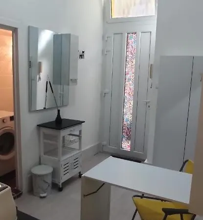 Apartment Simon Says Full Apartman In The Heart Of
